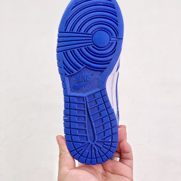 Nike low top sneakers - Picture 5 of 9